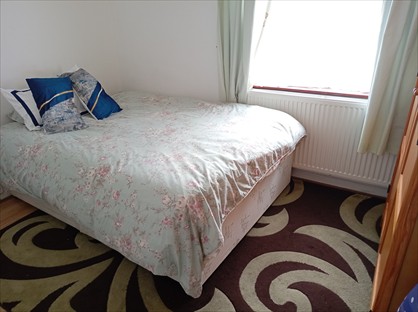Room in a Shared House, Valence Avenue, RM8