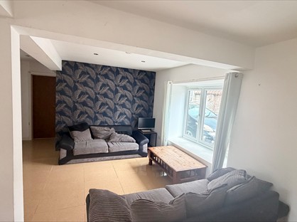 Room in a Shared House, High St, TA10