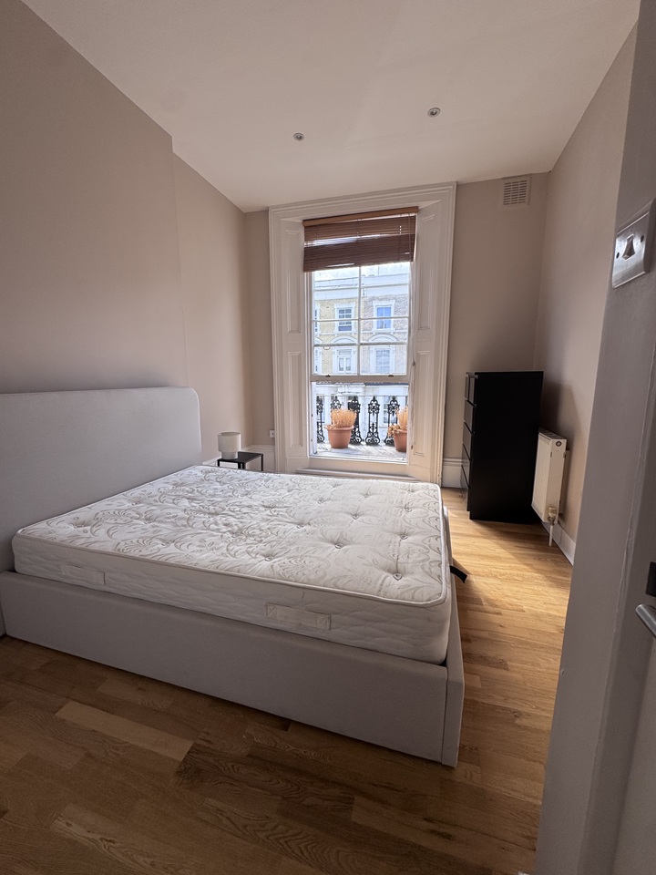 1 Bed Flat, Surrendale Place, W9 photo 3