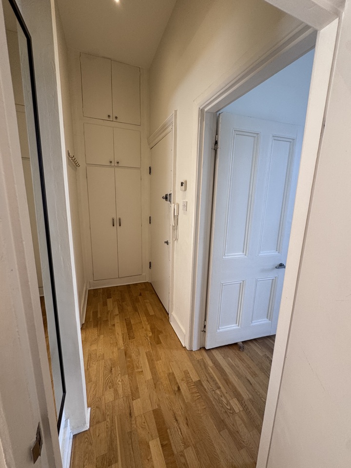 1 Bed Flat, Surrendale Place, W9 photo 4