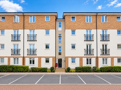 2 Bed Flat, Lindie Gardens, UB8