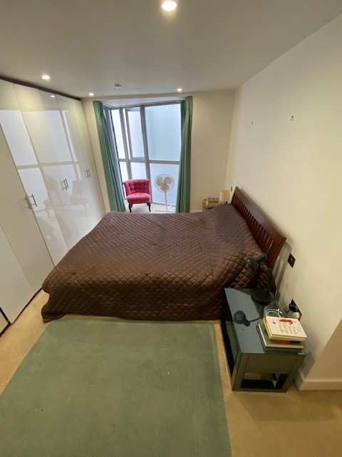 2 Bed Flat, Eagle Court, EC1M photo 4
