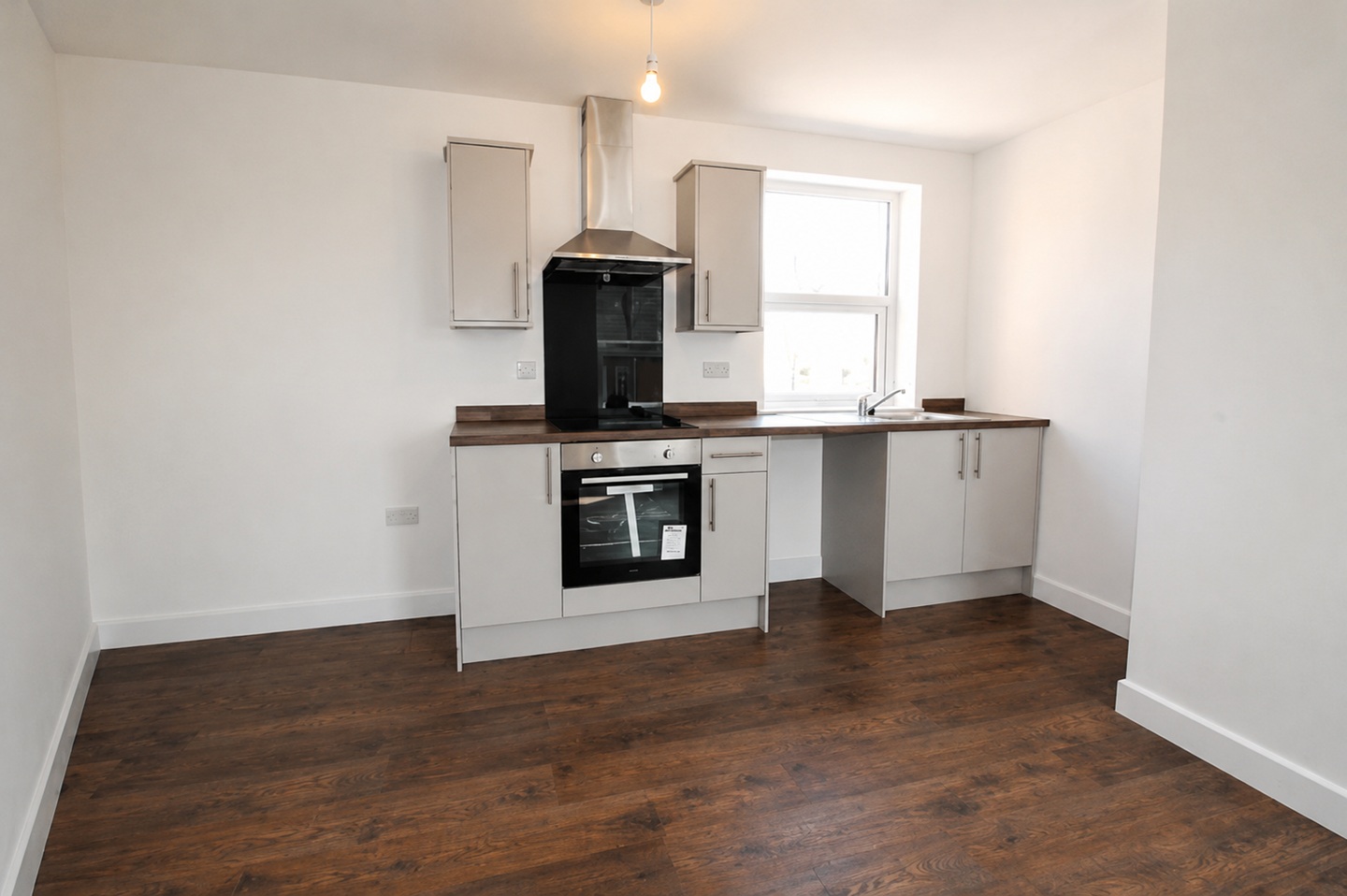 1 Bed Flat, Rifle St, NG7