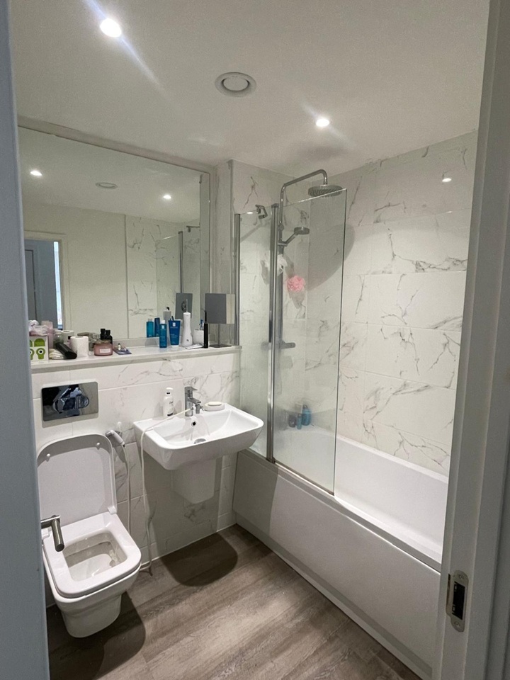 1 Bed Flat, Sheepcote St, B16 photo 2