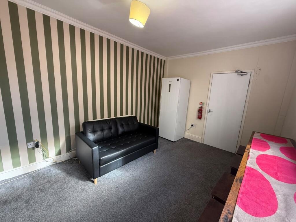 Room in a Shared House, Bailey St, DE23 photo 4
