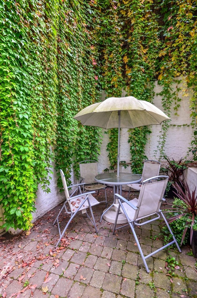 Studio Flat, Claverton St, SW1V photo 5