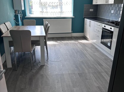 2 Bed Flat, Emerson Road, IG1