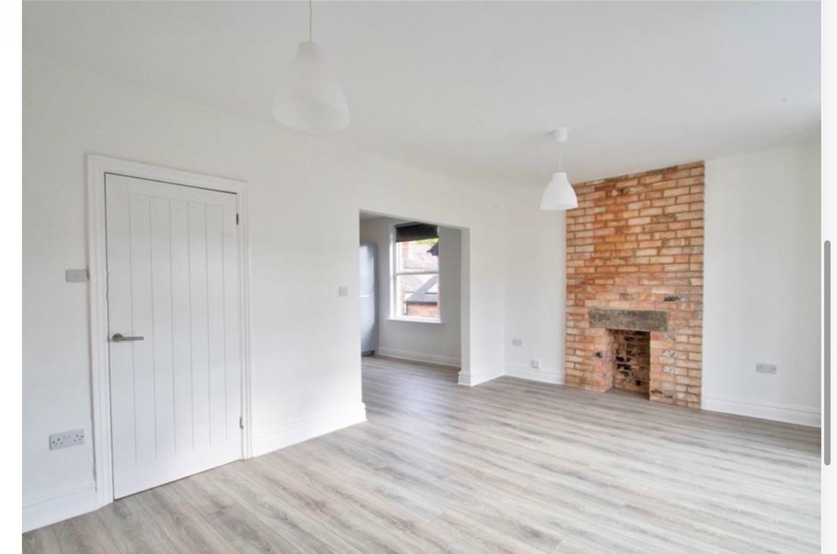 2 Bed Flat, Osborne Avenue, NG5 photo 2