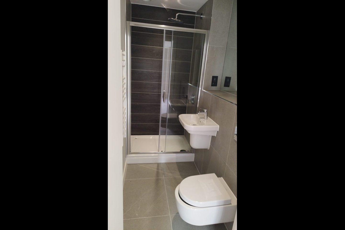 2 Bed Flat, Chester Road, M15 photo 4