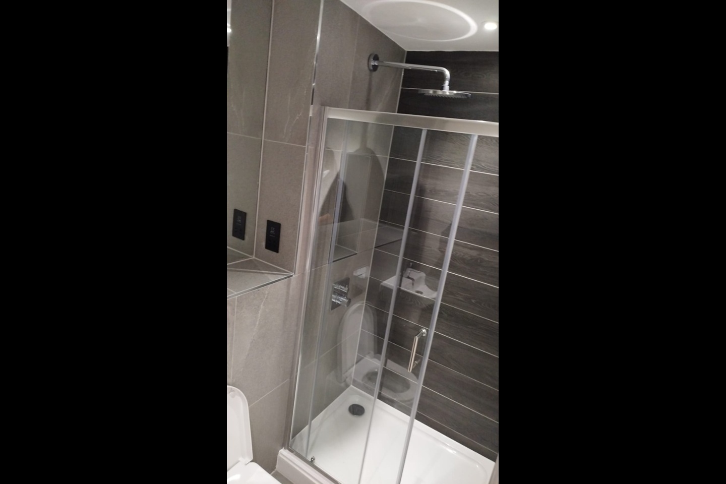 2 Bed Flat, Chester Road, M15 photo 5