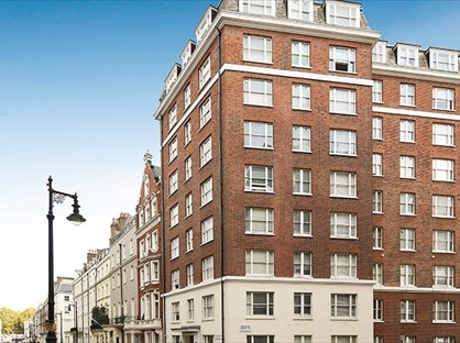2 Bed Flat, Hill Street, W1J