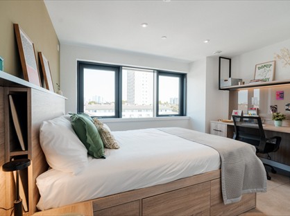 Room in a Shared Flat, Childers St, SE8
