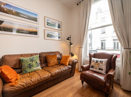 2 Bed Flat, Englands Lane, NW3