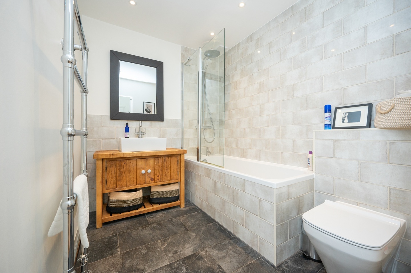 2 Bed Flat, Englands Lane, NW3 photo 5