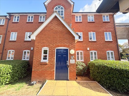 2 Bed Flat, Crown Quay, MK40
