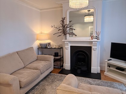 2 Bed Terraced House, Hartford Road, DA5