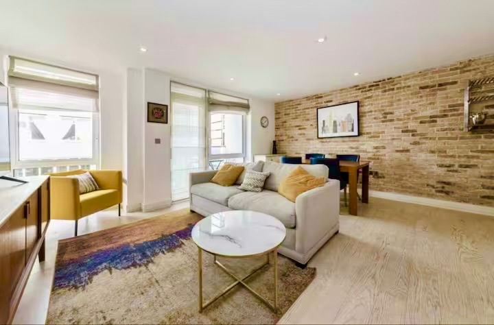 2 Bed Flat, Friend Street, EC1V