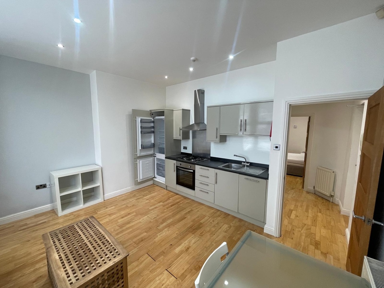 1 Bed Flat, Greenfield Road, L13 photo 4
