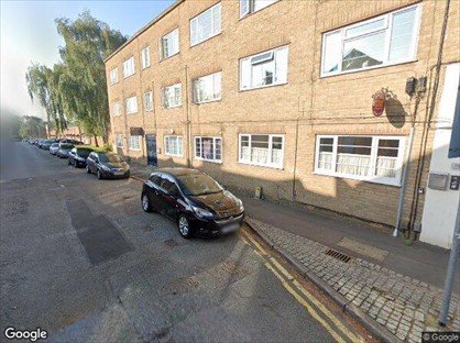 2 Bed Flat, East St, NN1