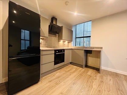 1 Bed Flat, Sunbridge Road, BD1