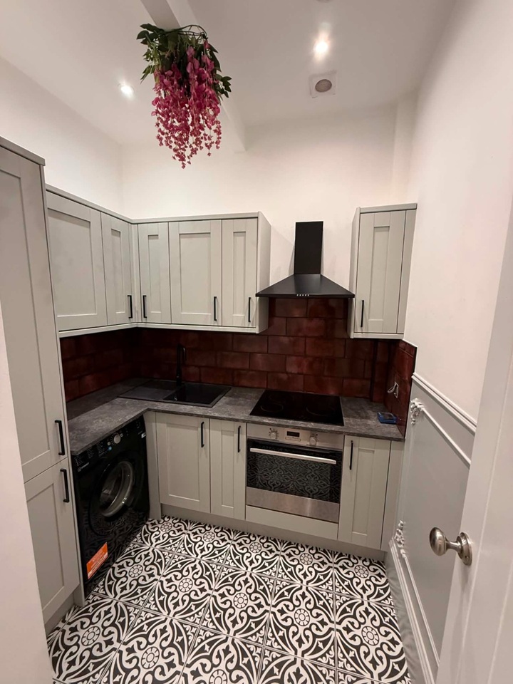 1 Bed Flat, Plean St, G14 photo 4