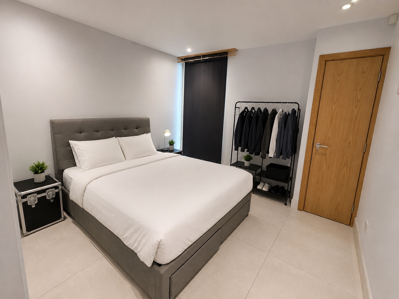 Studio Flat, Tideswell House, S5 photo 3