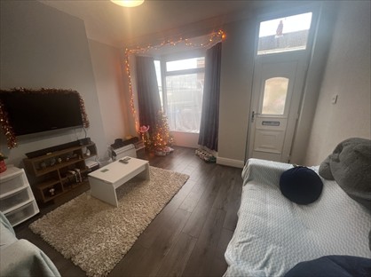 2 Bed Terraced House, Manvers St, HU5