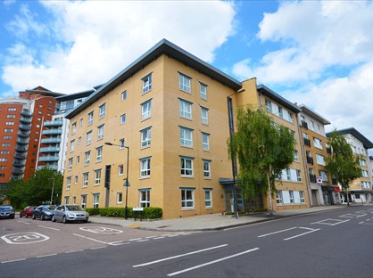 1 Bed Flat, Westferry Road, E14