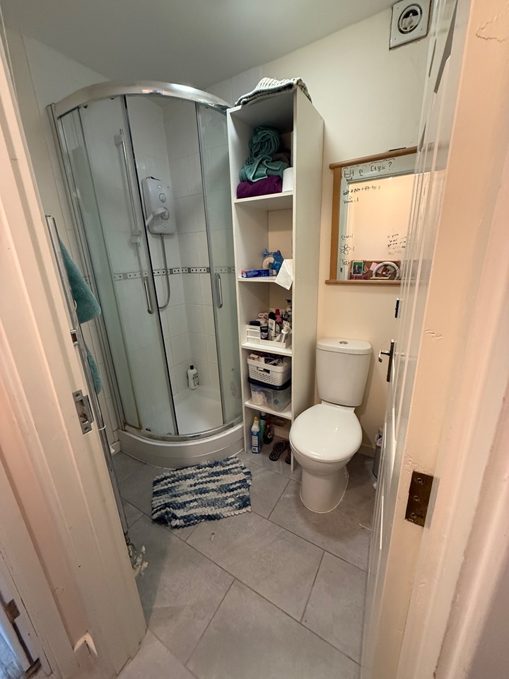 Room in a Shared House, Suez Road, CB1 photo 3