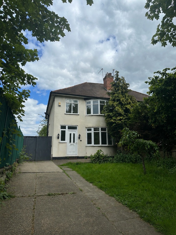 3 Bed Semi-Detached House, Curzon Lane, DE24