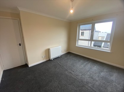 1 Bed Flat, Carters Place, KA12
