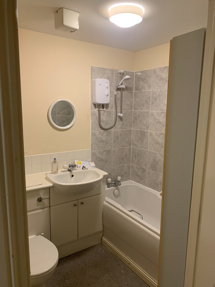 2 Bed Flat, Glasgow, G5 photo 4