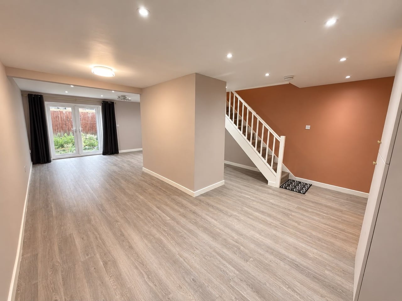 3 Bed Terraced House, Campion Close, CV3