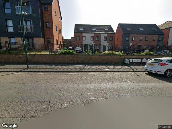Room in a Shared House, Leaning Row, NG7