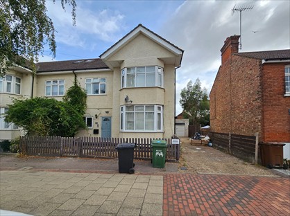 Studio Flat, London Colney, AL2