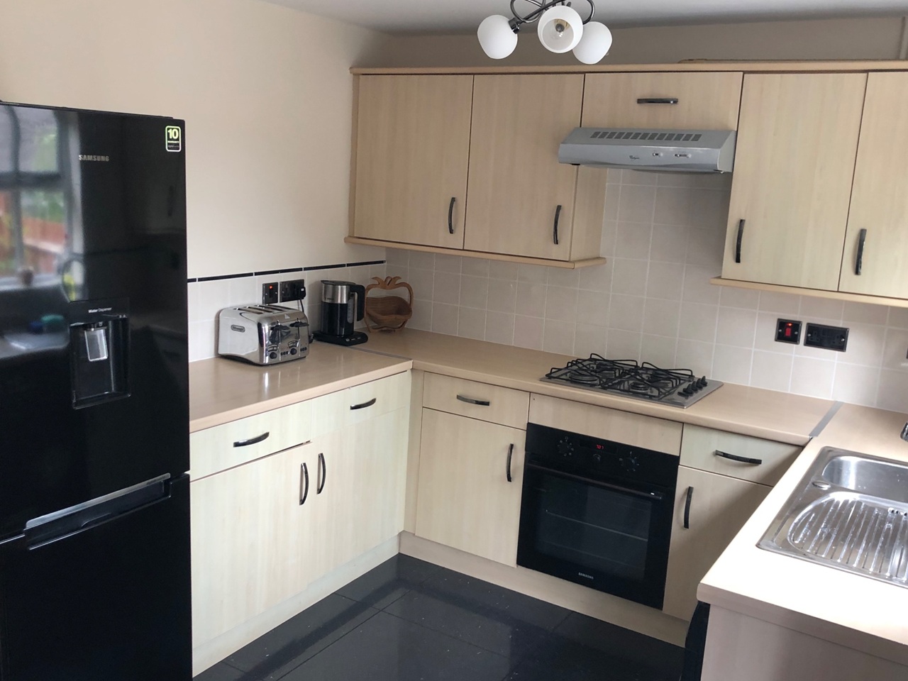 3 Bed End Terrace, Trellick Walk, BS16 photo 5