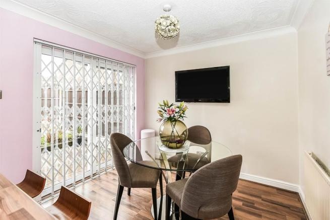 3 Bed End Terrace, Linton Walk, B23 photo 4