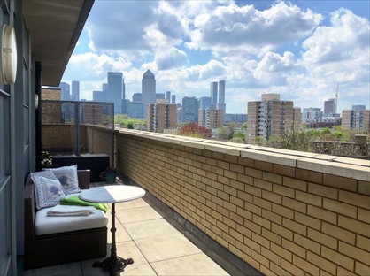 2 Bed Penthouse, Fawe St, E14