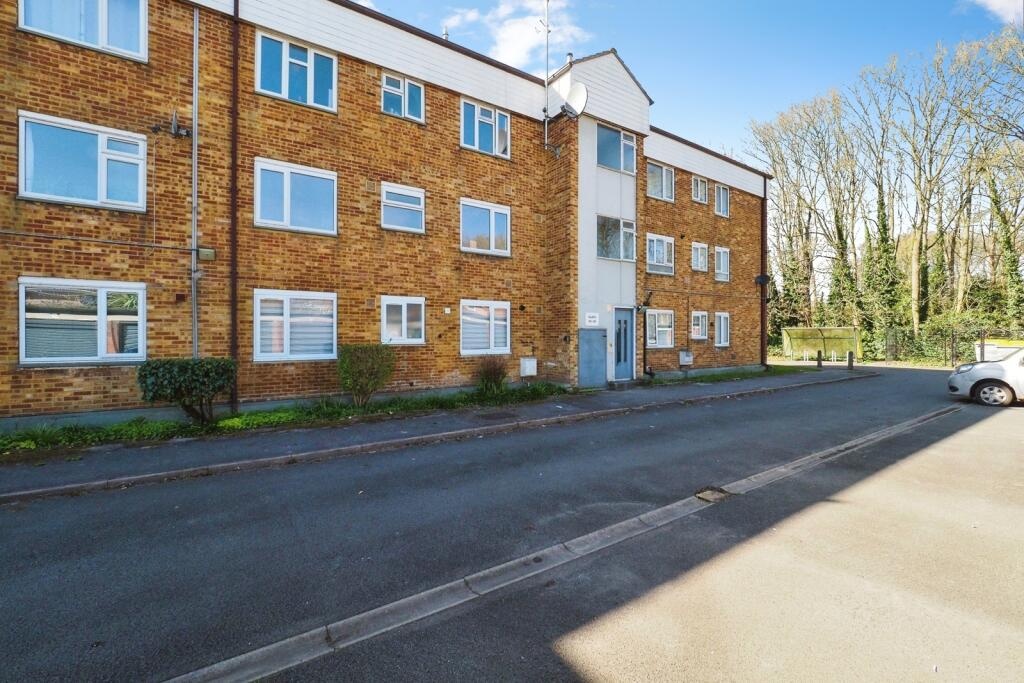 2 Bed Flat, Capitol Court, NG8