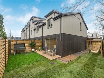 2 Bed Terraced House, Croft Hall, TN8
