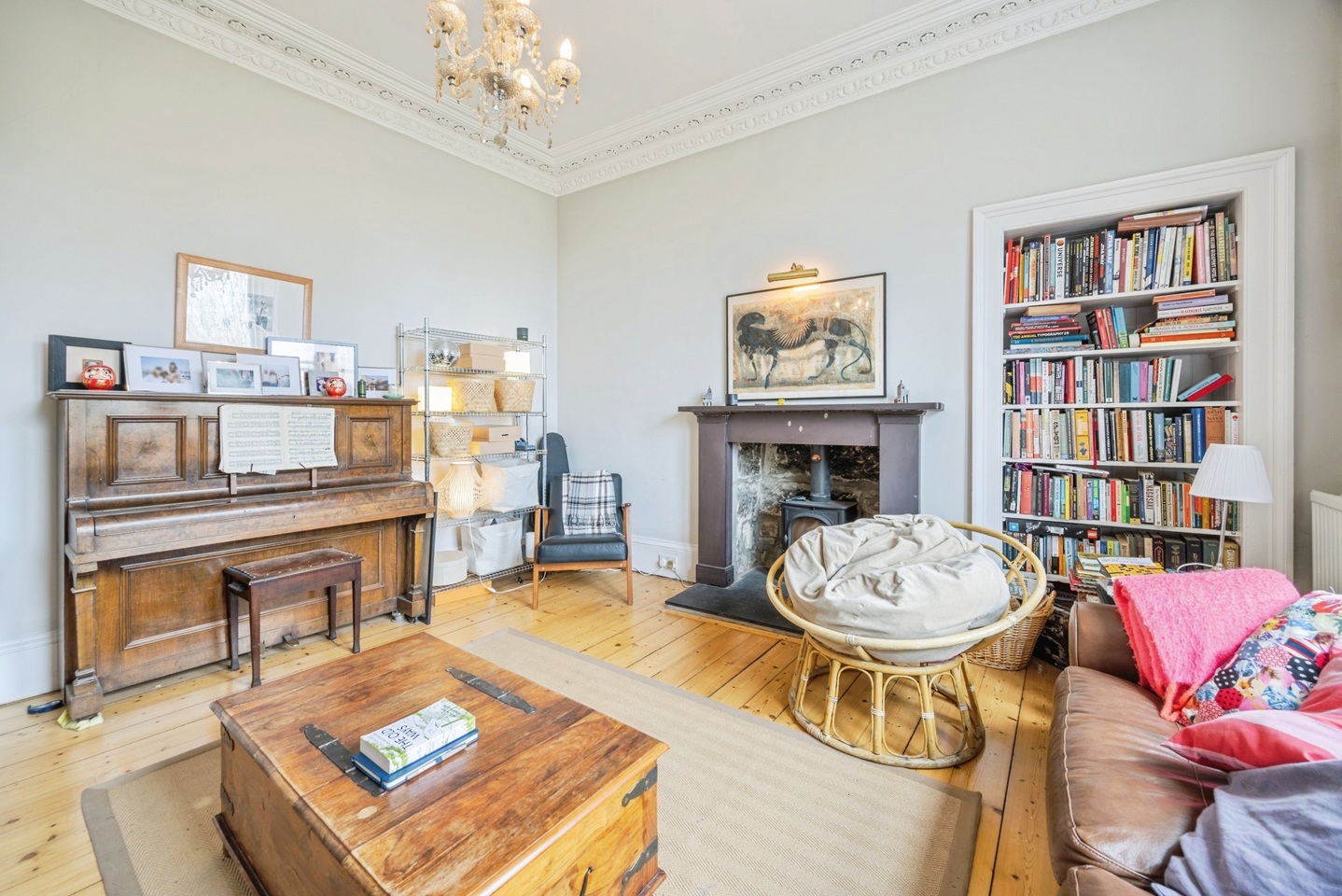 2 Bed Flat, Edinburgh, EH9 photo 3
