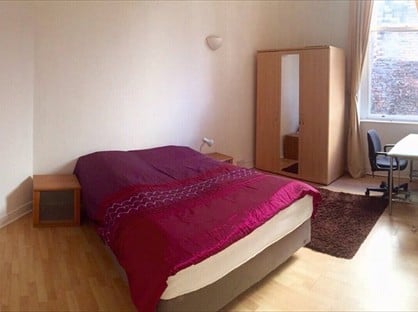 Room in a Shared Flat, Victoria St, L2