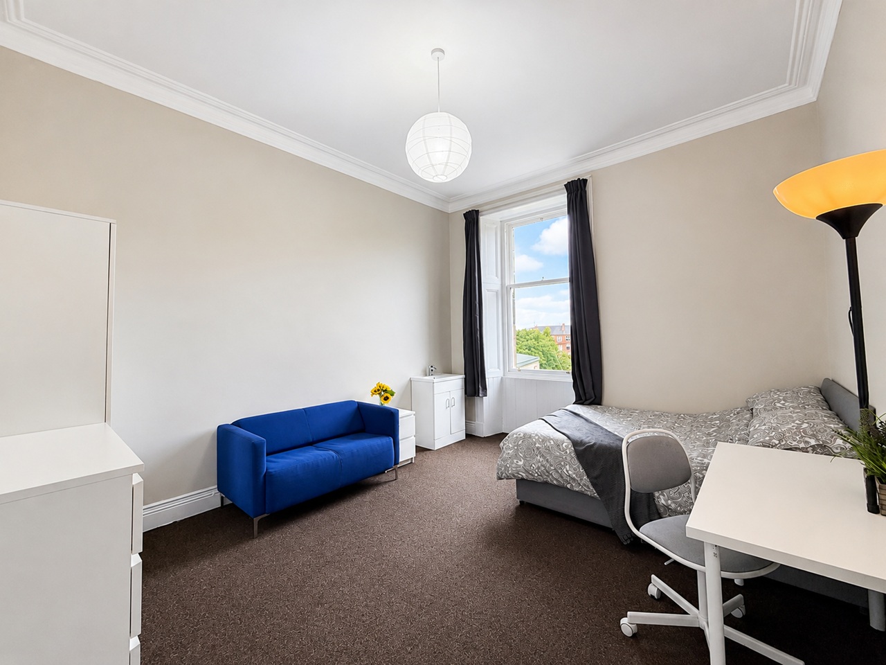 4 Bed Flat, Wilton St, G20 photo 2