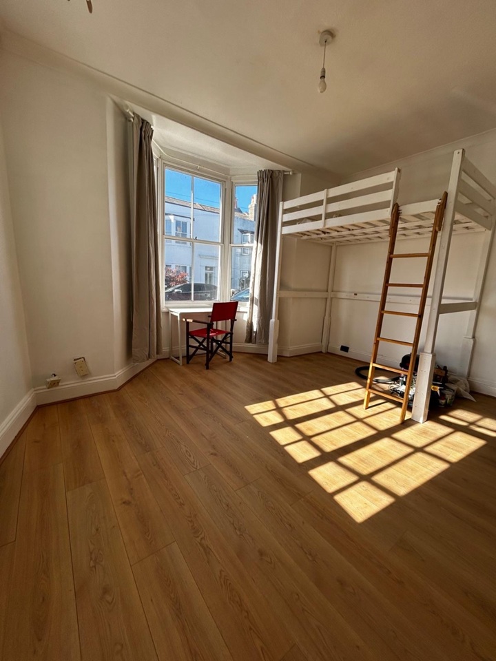 Studio Flat, West Hill St, BN1 photo 3