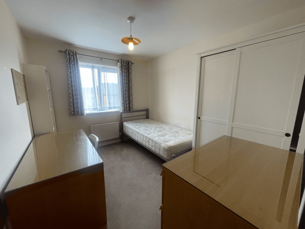Room in a Shared House, Cherry Tree Drive, CV4 photo 3