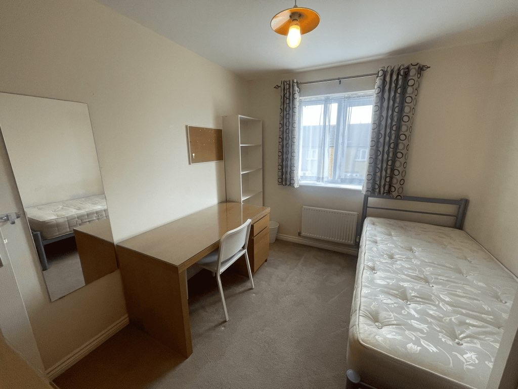 Room in a Shared House, Cherry Tree Drive, CV4 photo 4