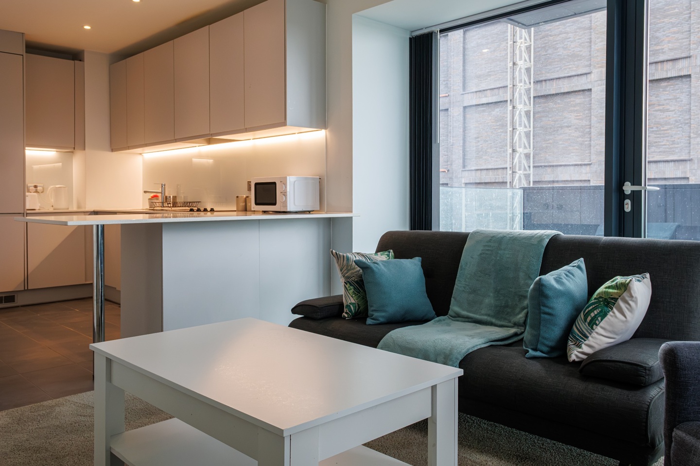 2 Bed Flat, Block B, M3 photo 3
