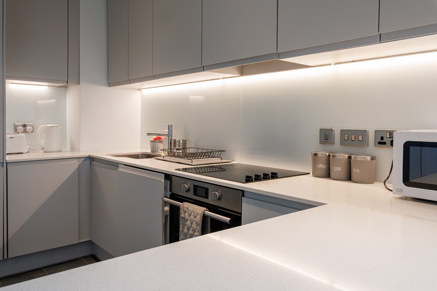 2 Bed Flat, Block B, M3 photo 4