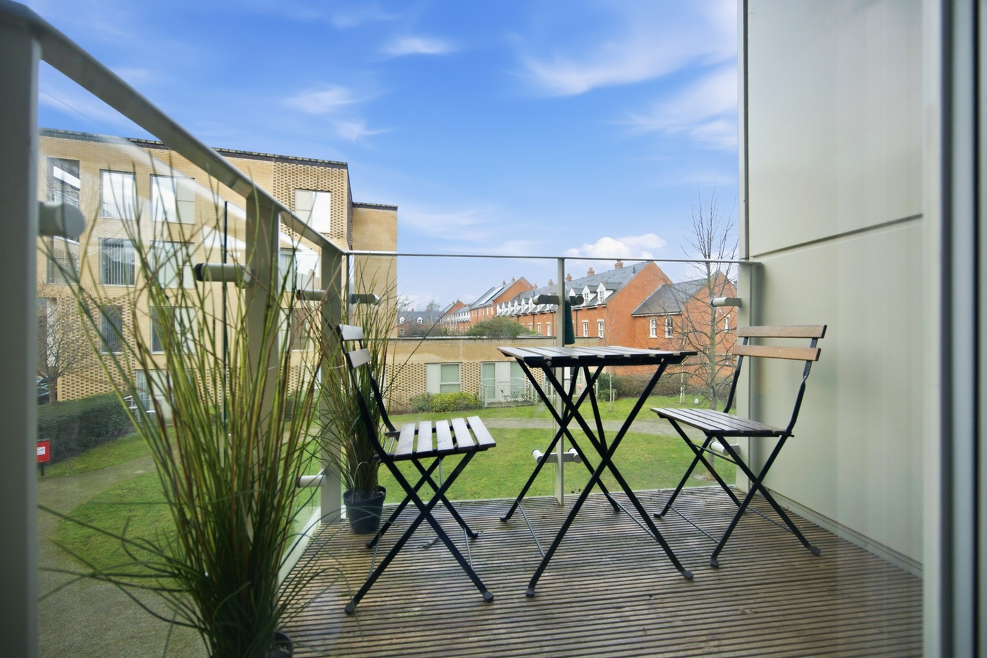 2 Bed Flat, Great Northern Road, CB1 photo 3