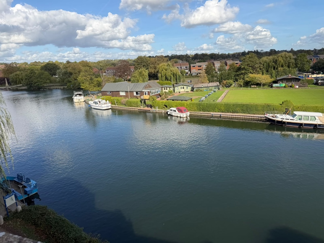 2 Bed Flat, Regents Riverside, RG1 photo 4